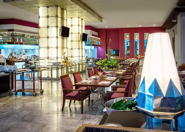 Hyatt Regency Suvarnabhumi Airport 4*